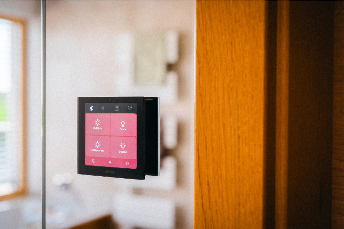 Loxone Touch Pure Display Tree