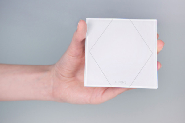 Loxone Touch Pure Classic CO2 Tree Signalweiß