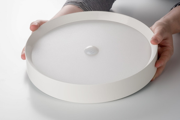 Loxone LED Ceiling Light RGBW Tree Weiß