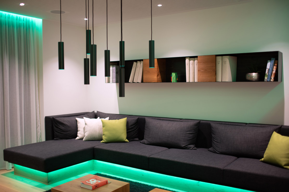 Loxone LED Pendulum Slim RGBW Tree Anthrazit